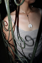 Load image into Gallery viewer, sue (shell rosary #2)
