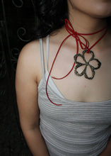 Load image into Gallery viewer, te quiero (pendent on ribbon )
